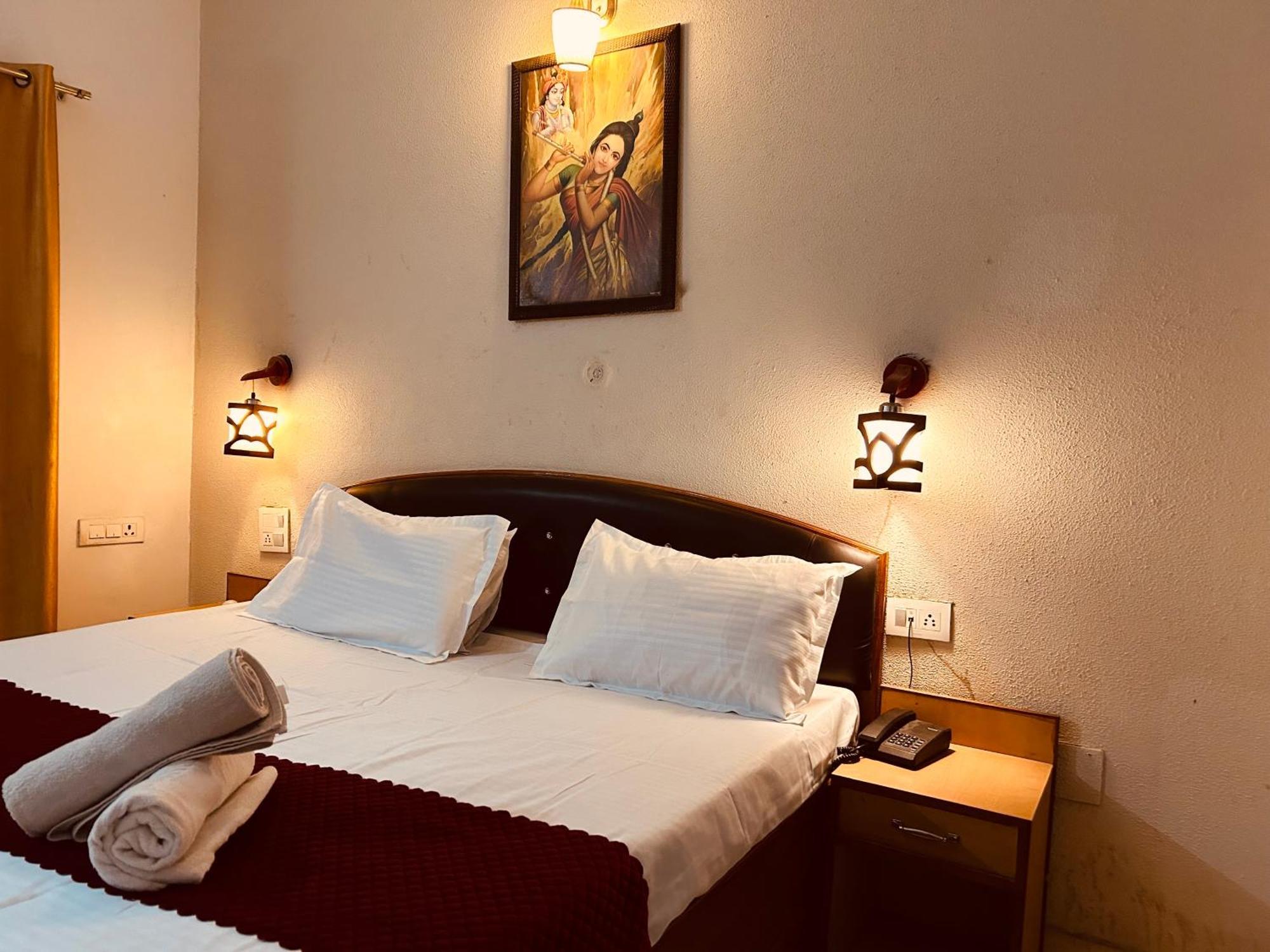 Hotel Royal Respite - Luxury Comfort ! Travellers Delight ! Budget Friendly ! Prime Location ! Guest Favourite Rishīkesh Exterior foto