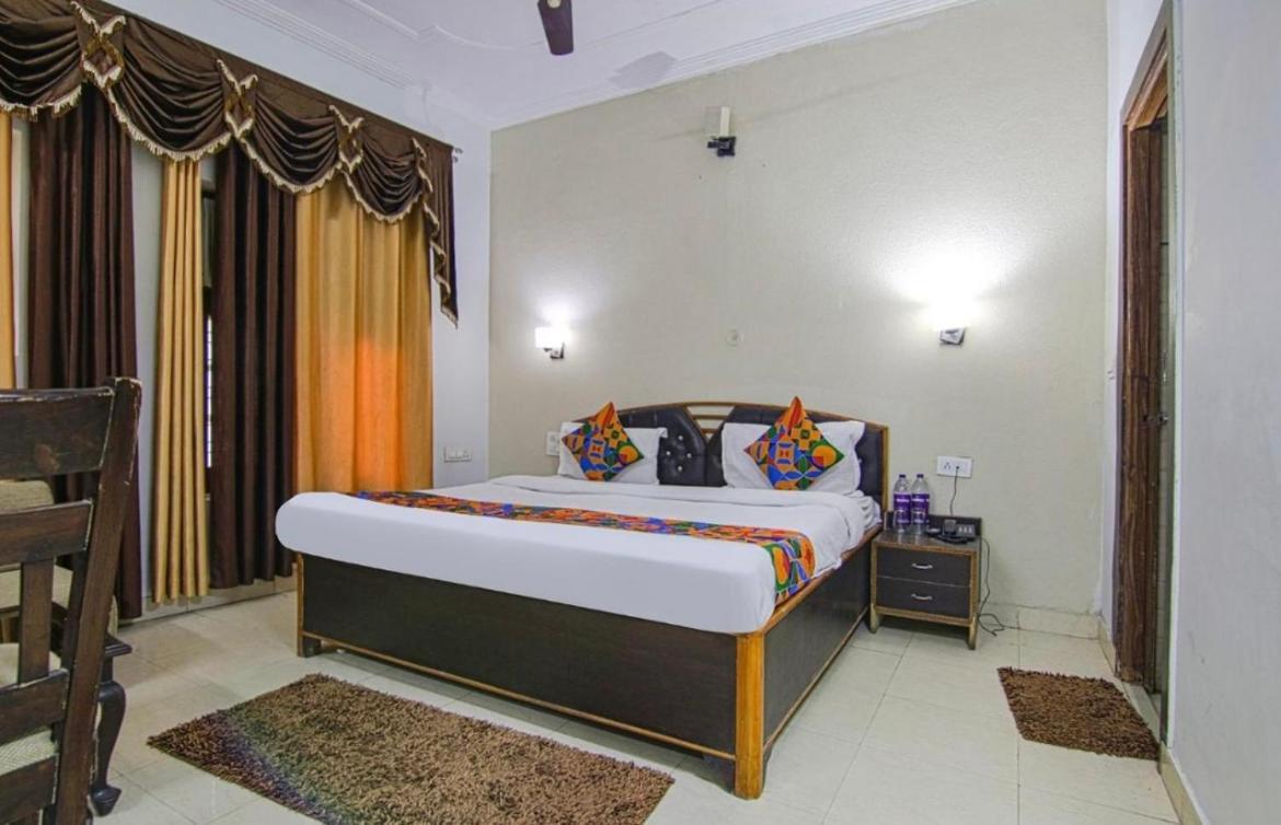 Hotel Royal Respite - Luxury Comfort ! Travellers Delight ! Budget Friendly ! Prime Location ! Guest Favourite Rishīkesh Exterior foto