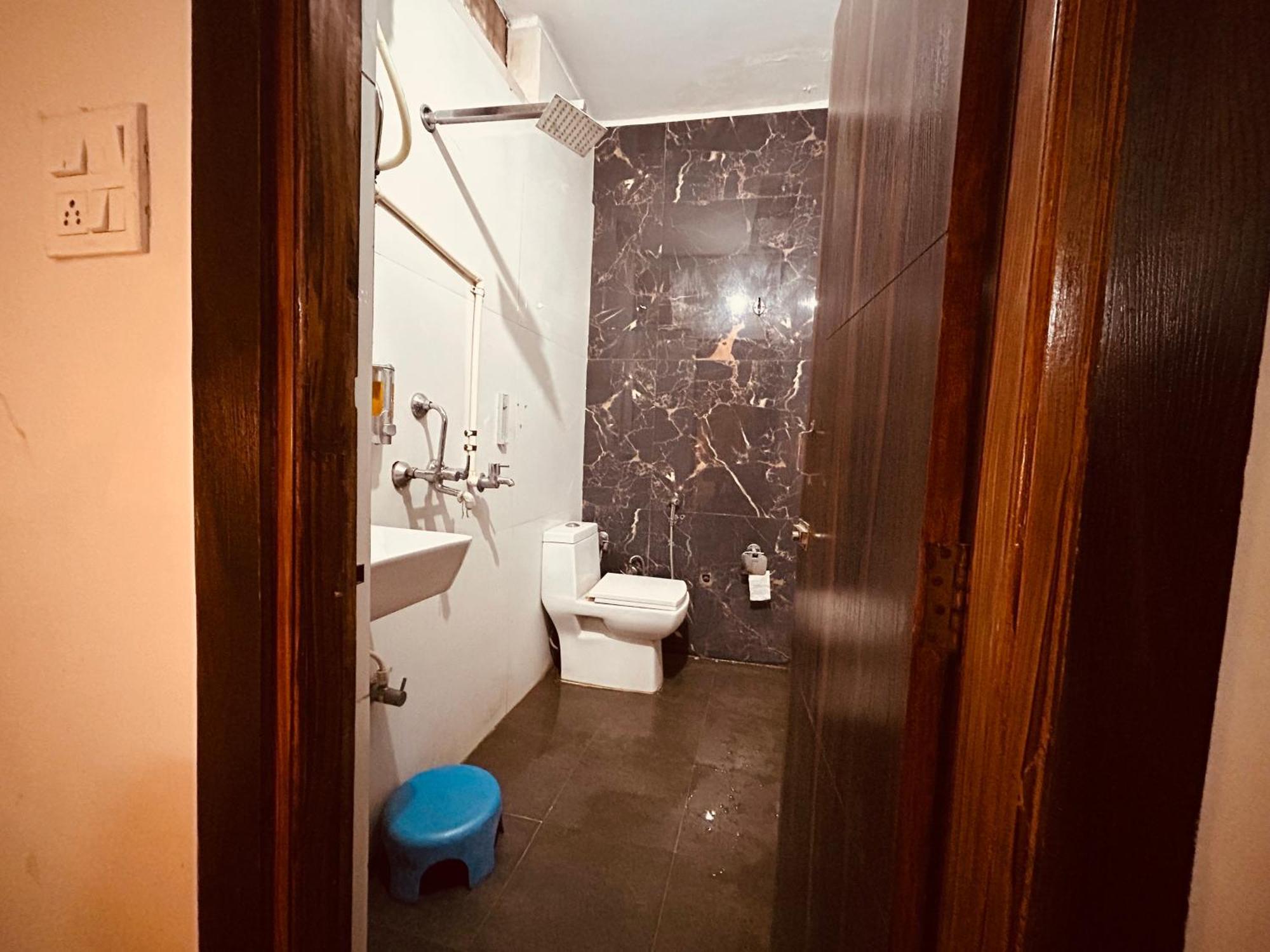 Hotel Royal Respite - Luxury Comfort ! Travellers Delight ! Budget Friendly ! Prime Location ! Guest Favourite Rishīkesh Exterior foto