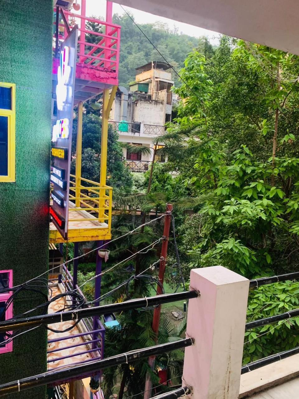 Hotel Royal Respite - Luxury Comfort ! Travellers Delight ! Budget Friendly ! Prime Location ! Guest Favourite Rishīkesh Exterior foto